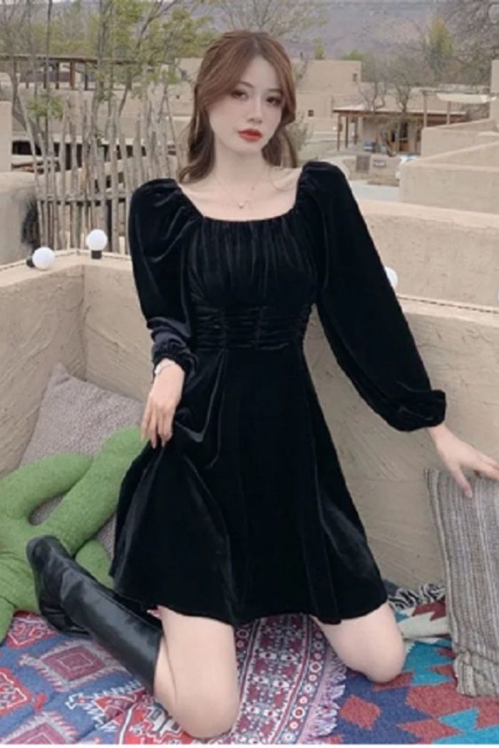 Jayda Velvet Dress