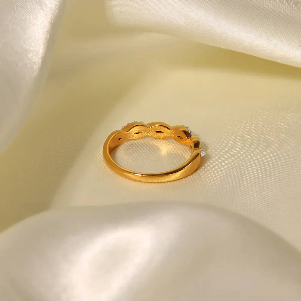 Felicienne Pearl Ring